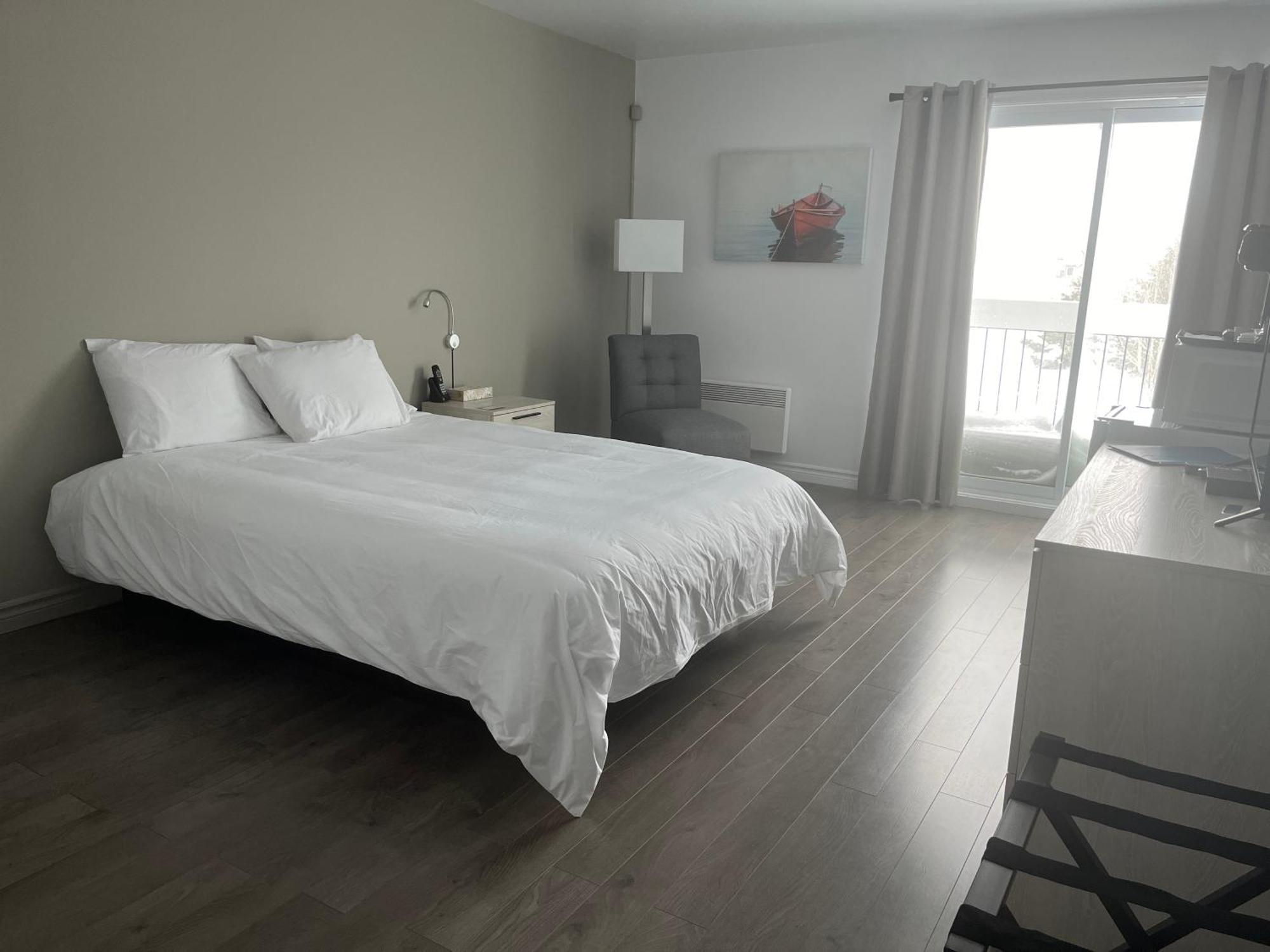 Hotel Normandie Rimouski Eksteriør bilde